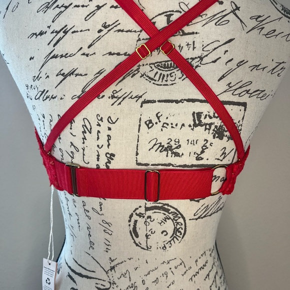 Free People -We are HAH 2 Timer Bra in Siren Red Lace/Underwire - Picture 4 of 7